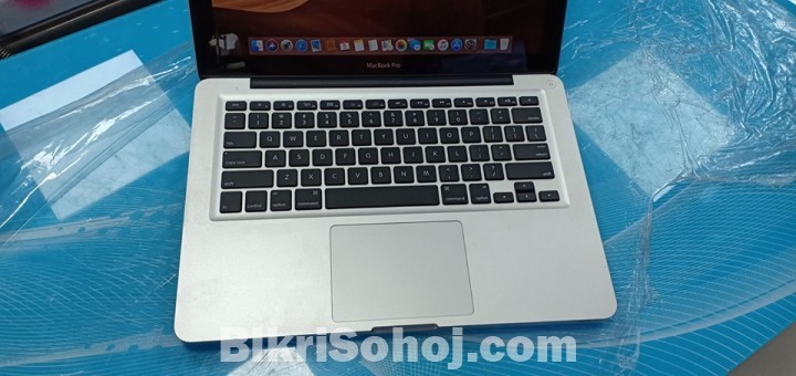 MacBook pro Mid 2012